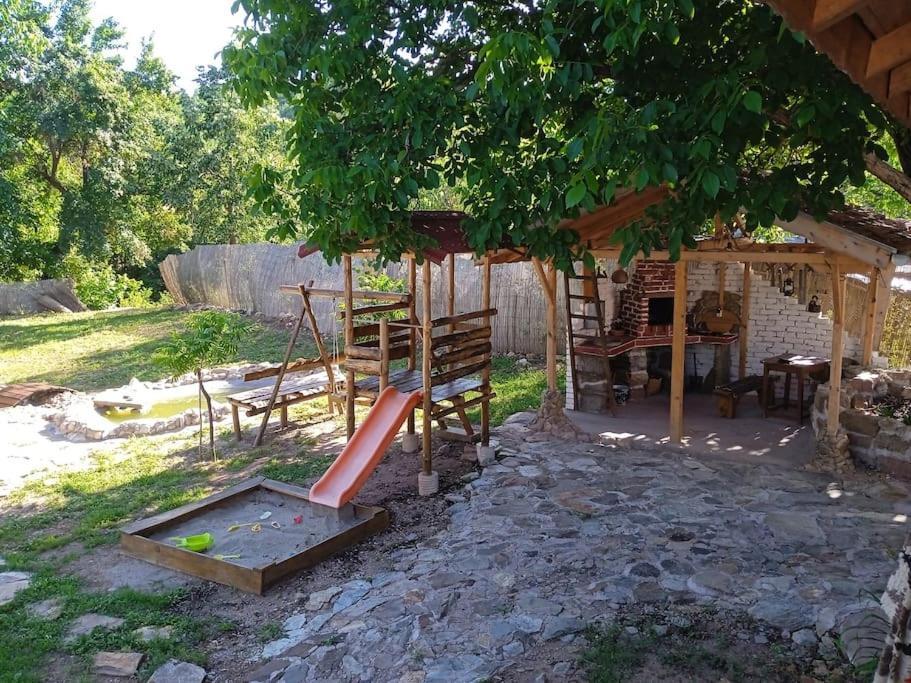 Ижата - Топлина И Уют Borovitsa Exterior photo